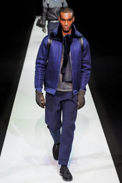 Look 49